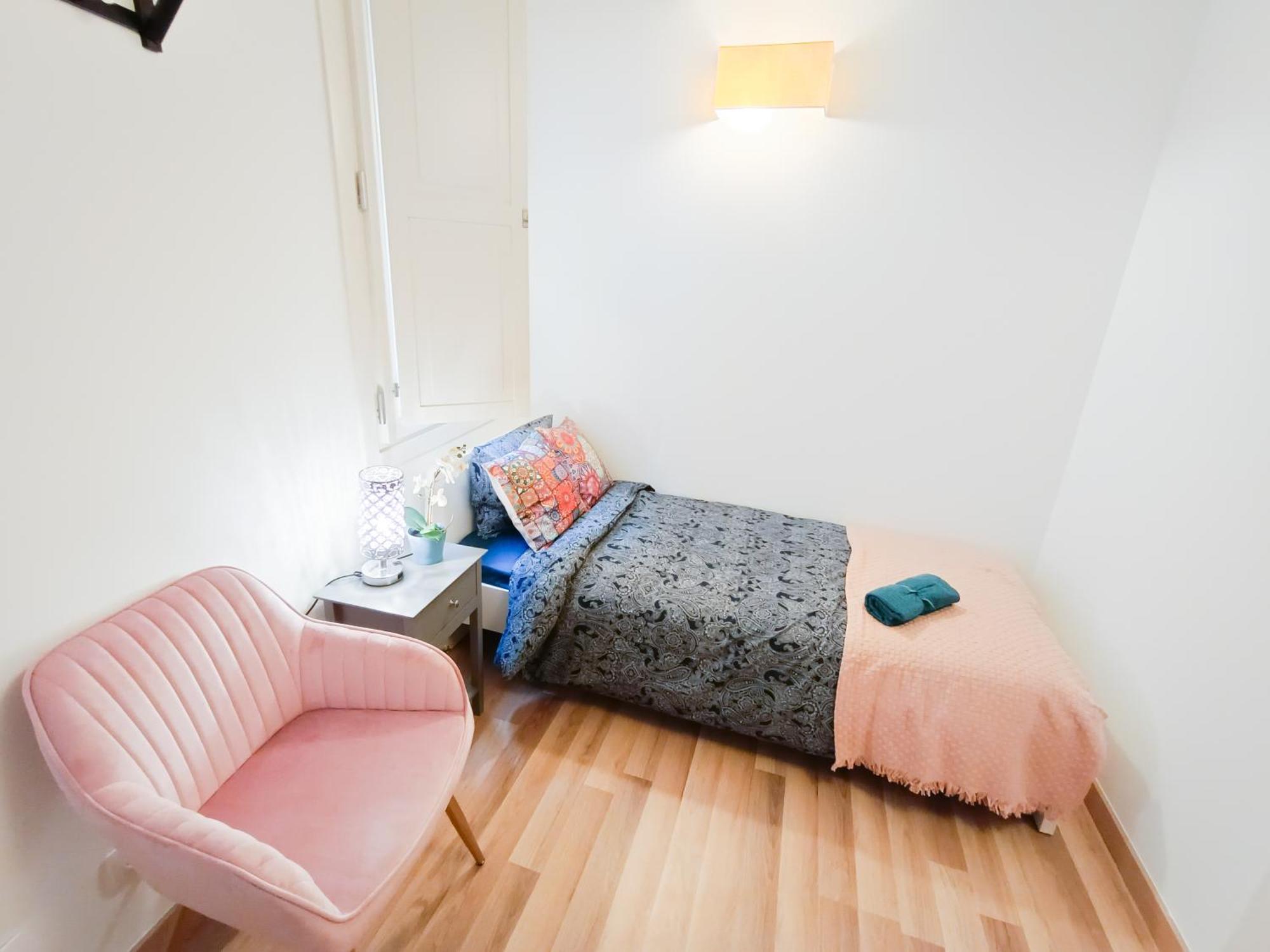 Private Rooms By La Rambla บาร์เซโลนา ภายนอก รูปภาพ